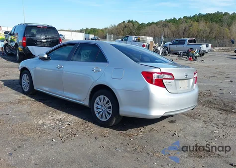 2012 Toyota Camry Le z USA, uszkodzony, nr VIN 4T1BF1FK1CU123983